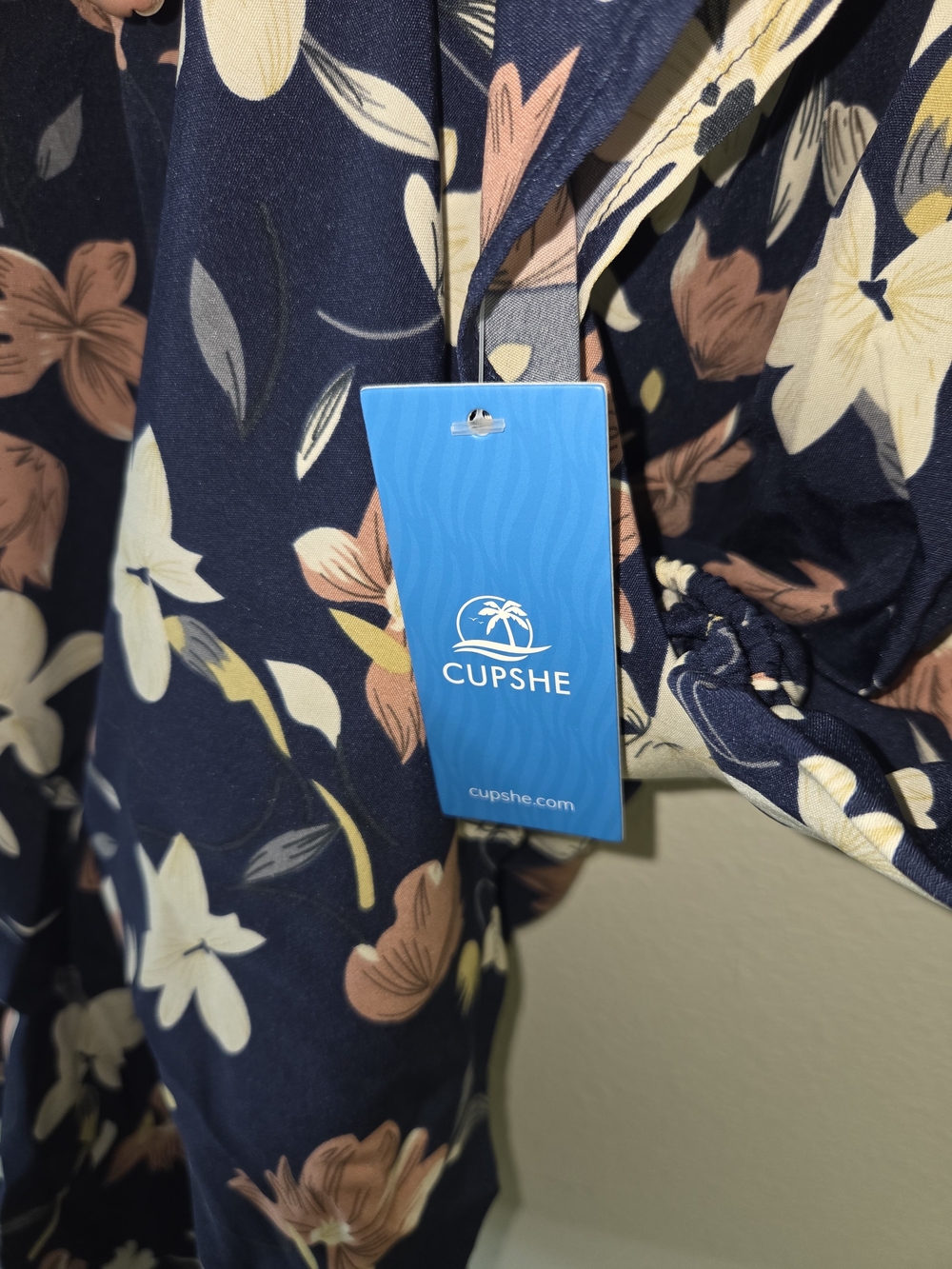 Cupshe Navy Floral V-Neck Mini Dress - Picture 5 of 7